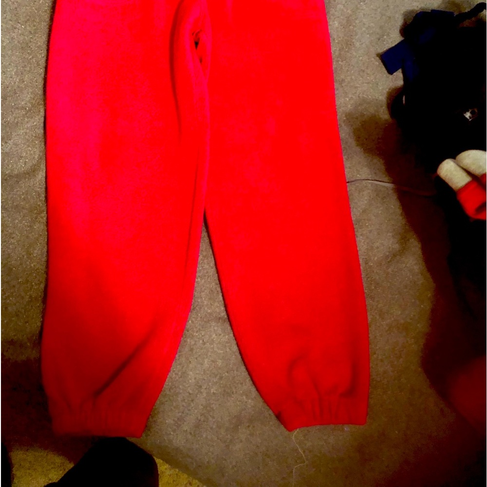Girls size large. Warm thick hot pink pants elastic leg ..zipper pockets Talbots